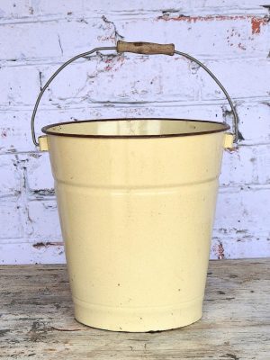 Grote Emaille Emmer Beige