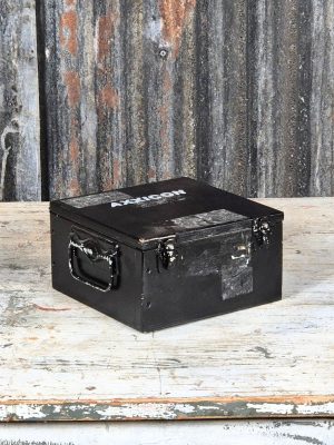 Zwart Kistje Met Deksel B